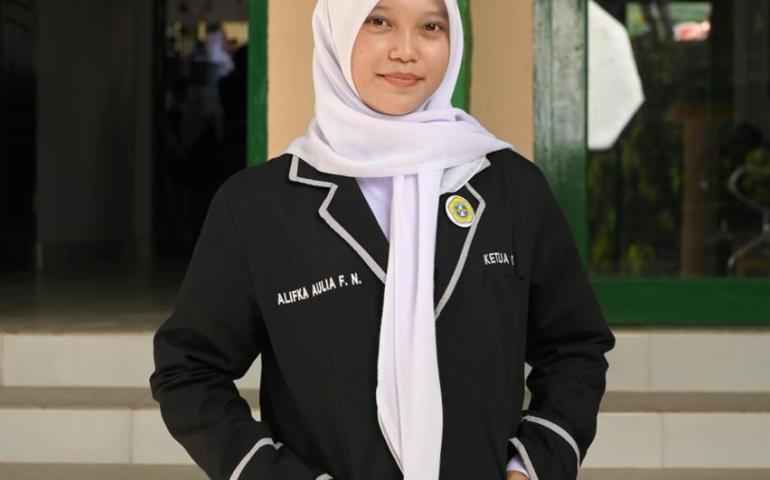 Alifka Aulia Febrina Nasir (Ketua OSIS Periode 2024-2025)